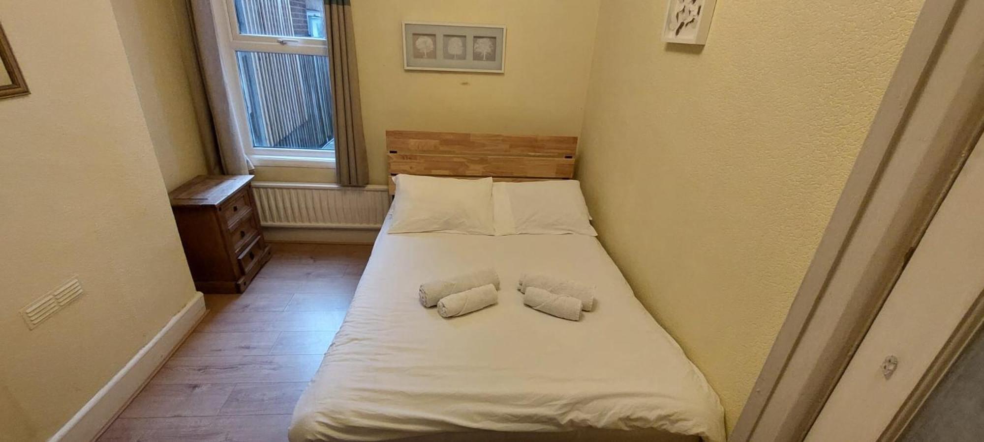 2 Bedroom Apartment, Fortescue Road Londres Exterior foto